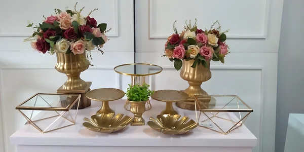 Kit de suportes Dourado com rosas